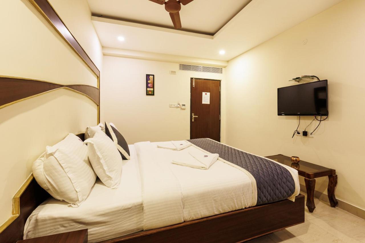 Hotel Comfort Park - Opposite Sri Ramachandra Medical College Porur Chennai Exterior photo