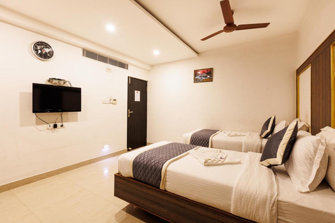 Hotel Comfort Park - Opposite Sri Ramachandra Medical College Porur Chennai Exterior photo