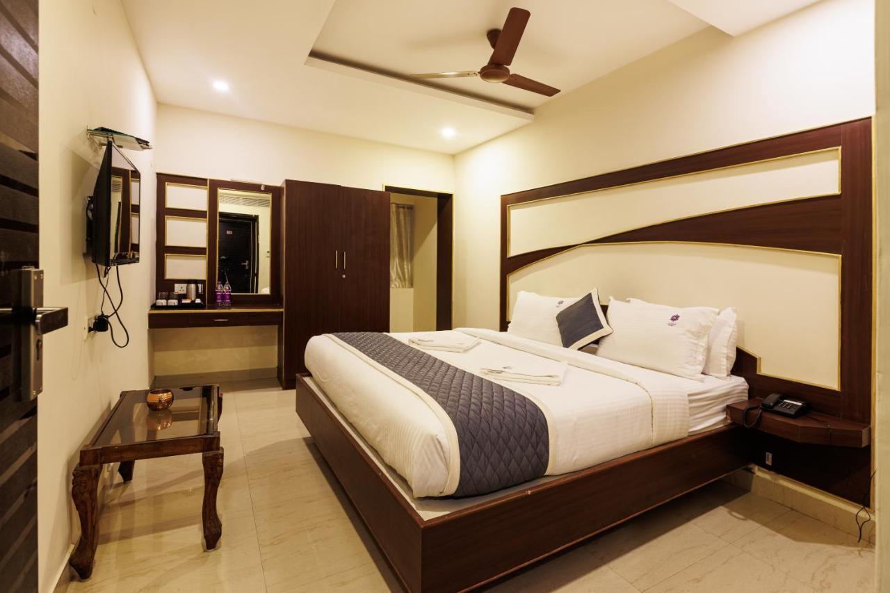 Hotel Comfort Park - Opposite Sri Ramachandra Medical College Porur Chennai Exterior photo